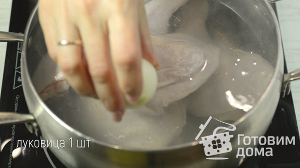 Блинчики с курицей, грибами и сыром фото к рецепту 3