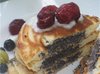Панкейки с маковой начинкой и сливочным соусом