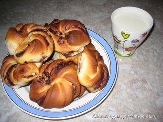 Нежные веночки со сладкой начинкой