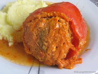 Перцы, фаршированные капустой с фаршем