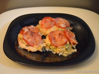 Куриные грудки, запеченные под сыром