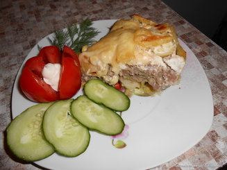 Запеканка из фарша и картофеля