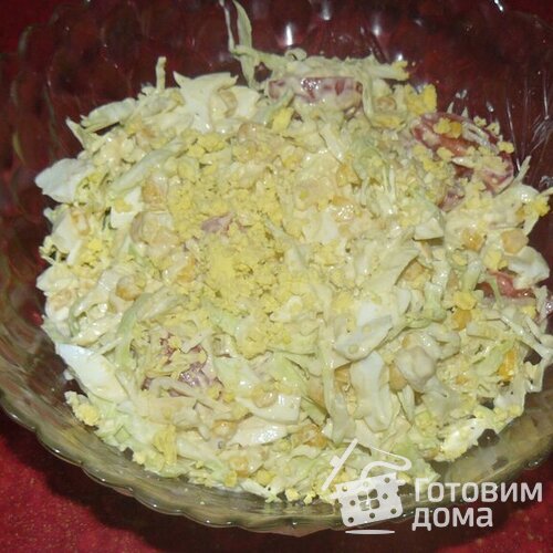 Салат с молодой капустой
