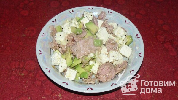 Салат с тунцом и авокадо фото к рецепту 4
