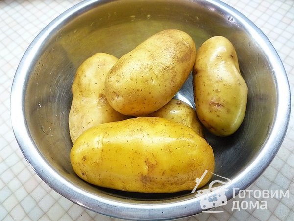 Запеченный картофель с креветочным салатом фото к рецепту 1