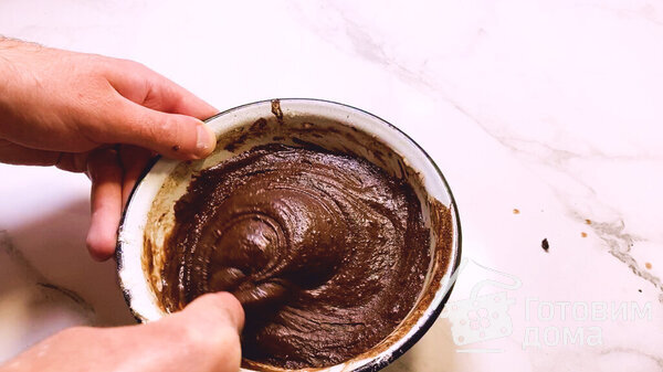 Шоколадный кекс в микроволновке фото к рецепту 3