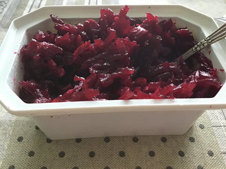 Салат из свеклы с сыром
