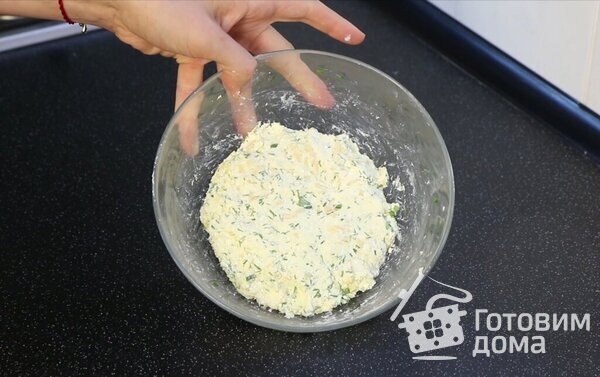 Сырники с сыром и зеленью фото к рецепту 2