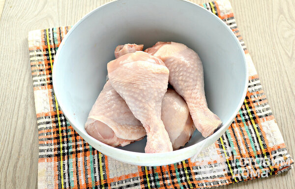 Куриные голени в духовке в сметано-томатном маринаде Махеевъ фото к рецепту 1