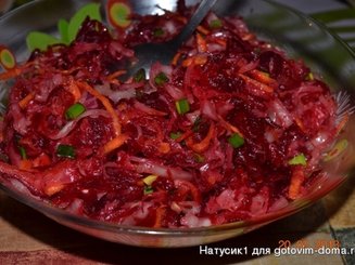 Салат из квашеной/кислой капусты и свеклы