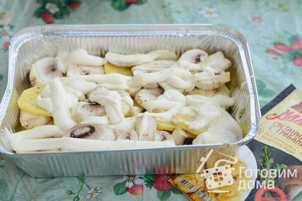Картошечка с грибами и сметанно-грибным соусом фото к рецепту 3