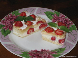 Пирожные с клубникой