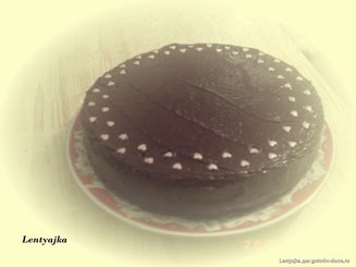 Торт с персиками, миндалем и шоколадом
