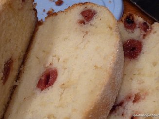 Кекс с красной смородиной