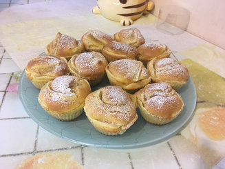 Кексы с яблоками "Розочки"