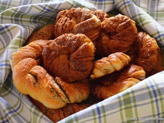 Эстонский венок с корицей и маком