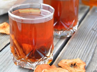 Яблочный взвар с черносливом