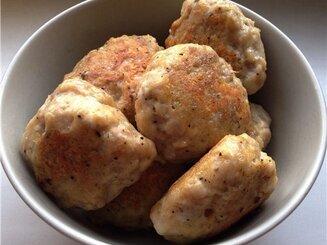 Куриные котлеты с кукурузной мукой