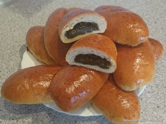 Сладкий  пирог со щавелем