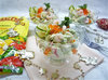Новогодний салат с креветками, крабовым мясом и авокадо