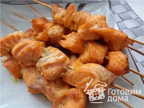 Шашлычки из семги с карри