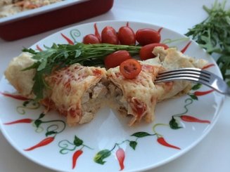 Рулетики из лаваша с курицей и грибами