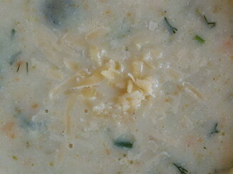 Сливочный кабачковый крем-суп с сыром и окороком