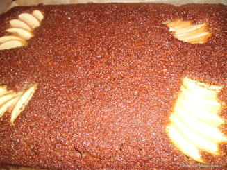 Медовая коврижка с яблоками (постная)