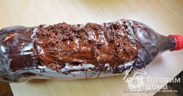 Торт в виде бутылки колы