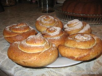 Творожные улитки с джемом
