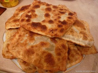 Чебуреки с мясом