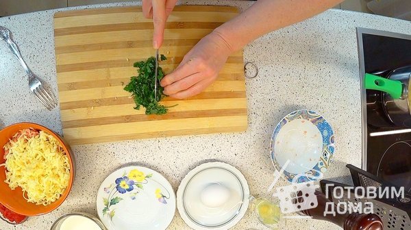 Запечённая тунцовая паста: со сливками, зеленью, сыром и томатом фото к рецепту 5