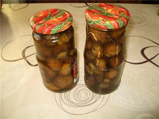 Маринованные белые грибы