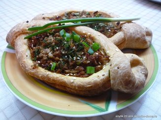 Пидэ (турецкая пицца)
