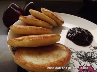 Пышные оладушки на дрожжах