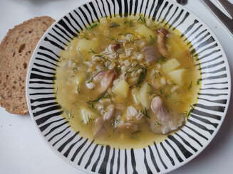 Грибной суп с перловкой
