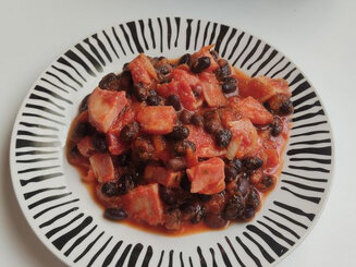 Фасоль по-бретонски - „fasolka po bretonsku z kielbasa i boczkiem”