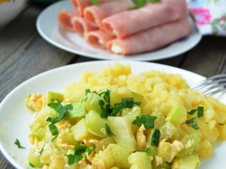 Тушёные кабачки с яйцом и чесноком или "Чихиртма"