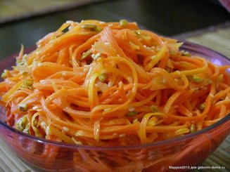 Пикантный морковный салат