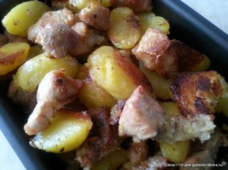 Мясо и картошка, запеченные по-домашнему