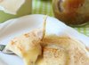 Французские блинчики с камамбером и инжирной горчицей