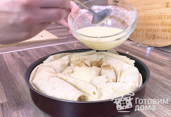 Пирог из лаваша с сыром и грибами фото к рецепту 3