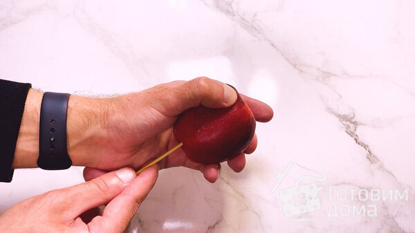 Яблоки в карамели фото к рецепту 1