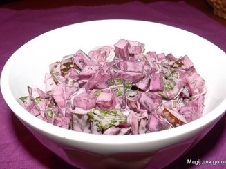 Салат из свеклы и огурцов