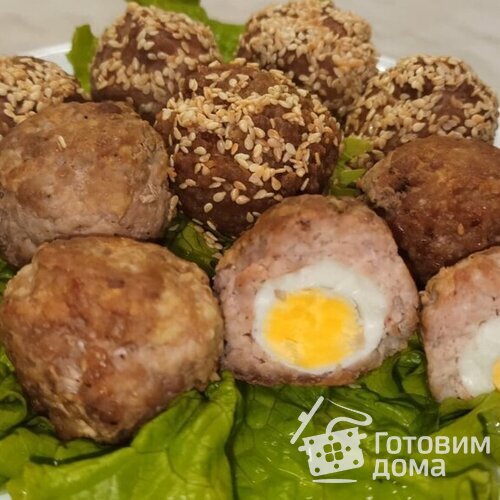 Мясная закуска с перепелиными яйцами