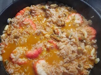 Паэлья с морепродуктами paella de mariscos