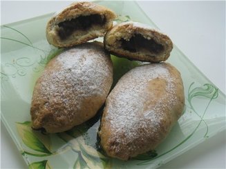 Рассыпчатые пирожки с яблоками и корицей