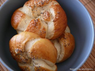 Немецкие булочки с секретом (Laugenbrötchen)