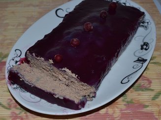 Патэ печеночно-куриное с брусникой
