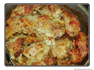 Капуста, запечённая в духовке с курочкой